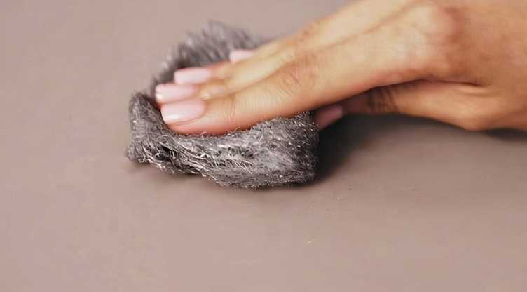 Façades cuisine anti-rayures légères